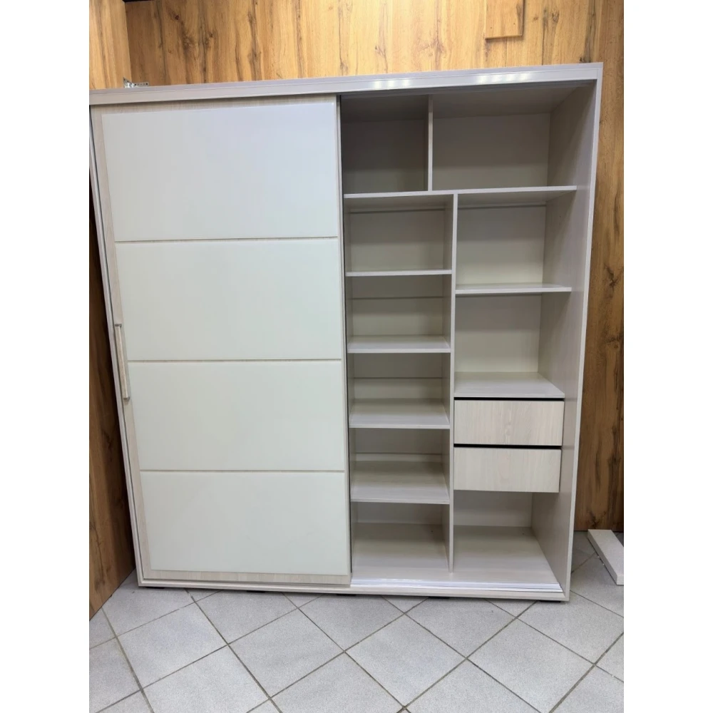 Шкаф-купе "Гранд" 2,0м с зеркалом и стеклом лакобель Белый